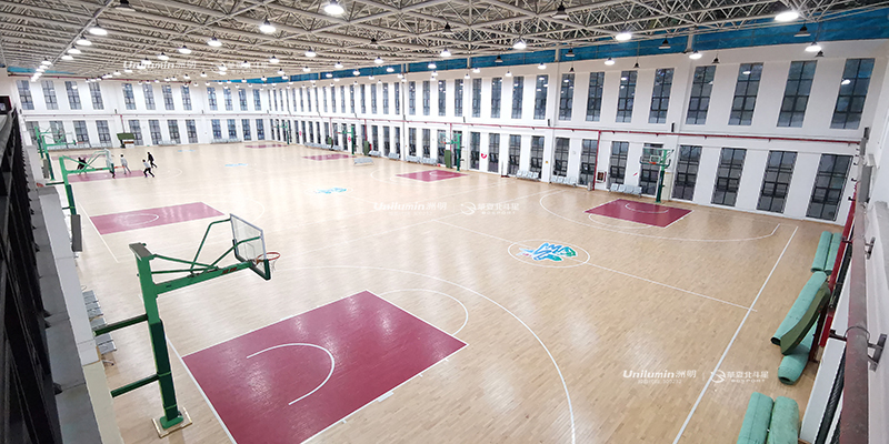 云岩中天全民健身中心